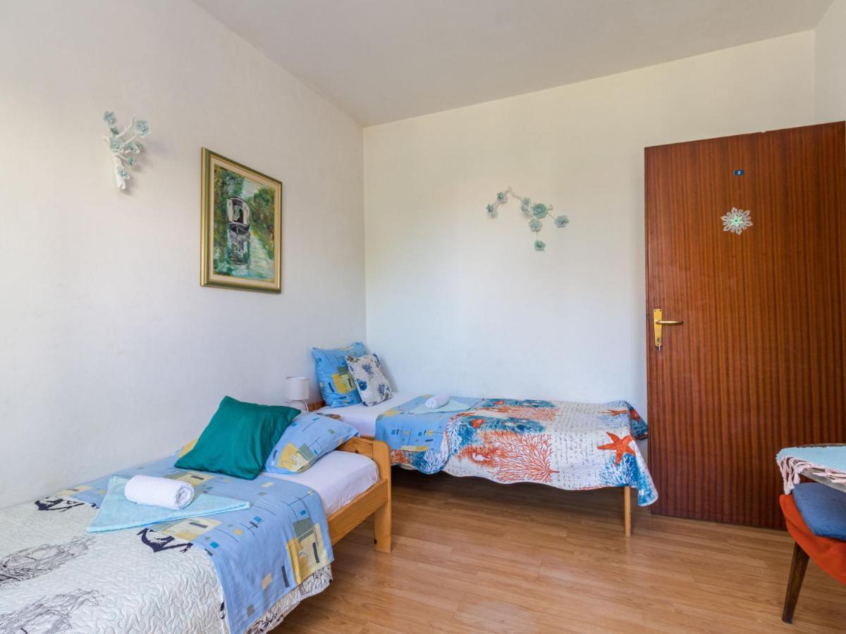 Apartment Bellevue - Pul332 By Interhome Pjescana Uvala Bagian luar foto